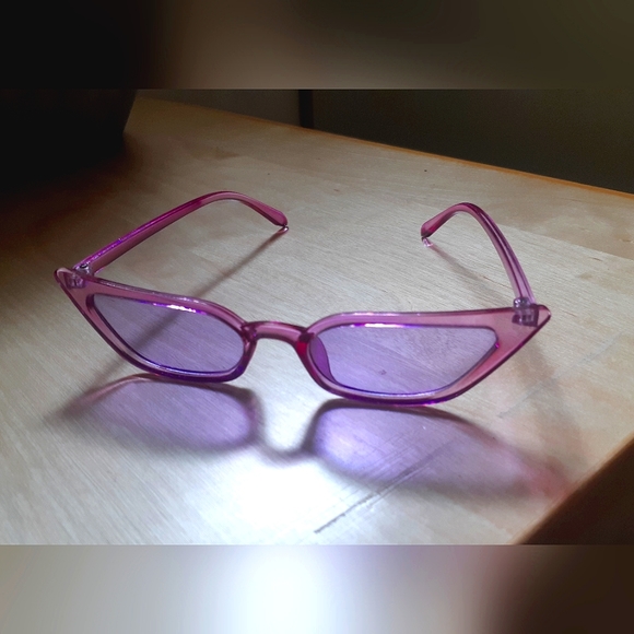 Variety cheap sunglasses pack - Picture 3 of 4